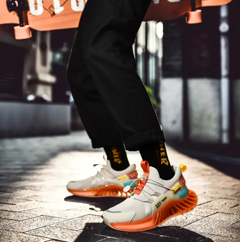 33Y Trend Sneakers