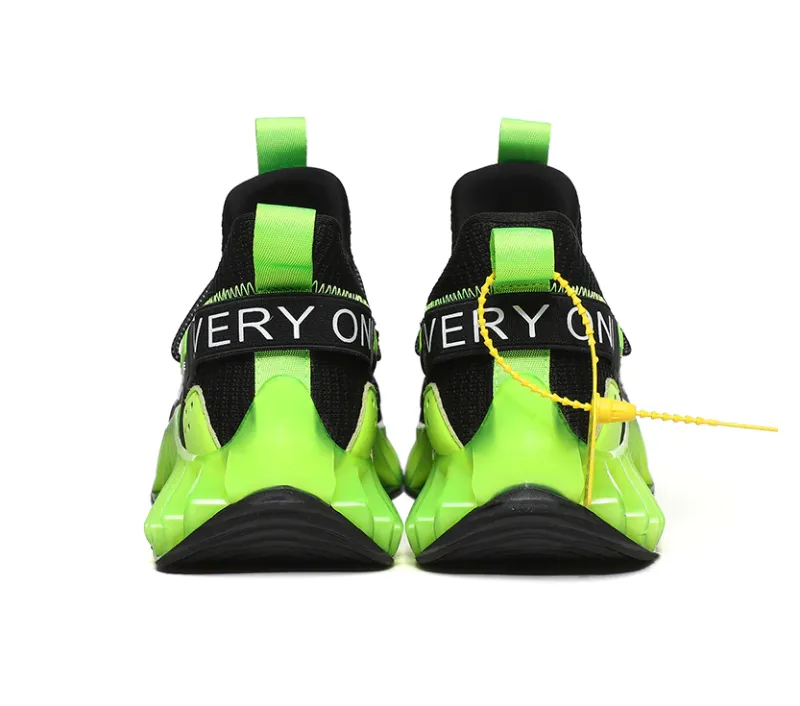 33Y Trend Sneakers