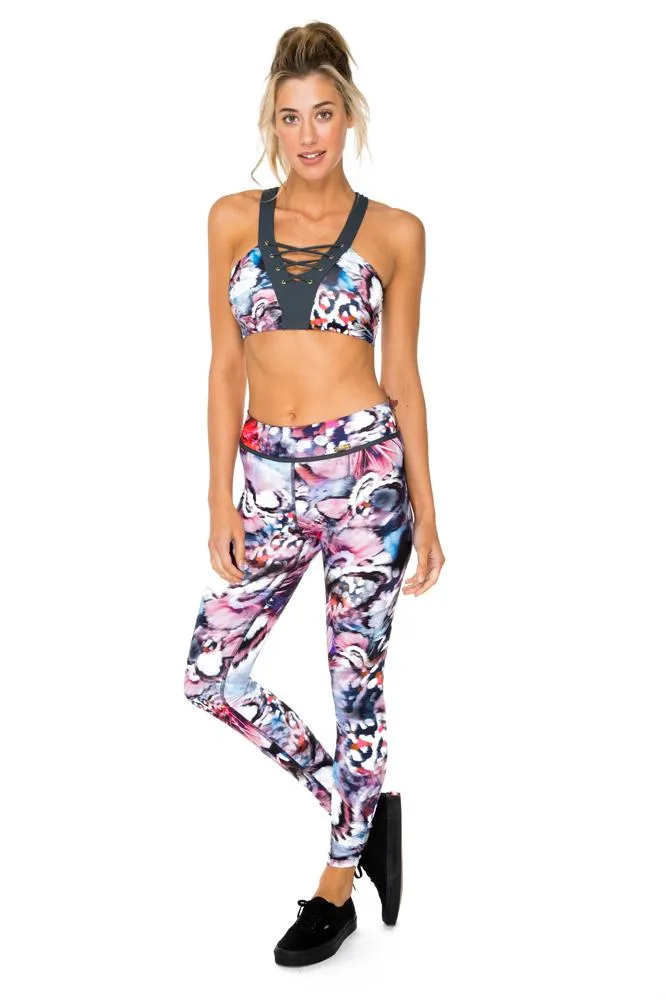 CIENFUEGOS - Grommet T Back Sports Bra