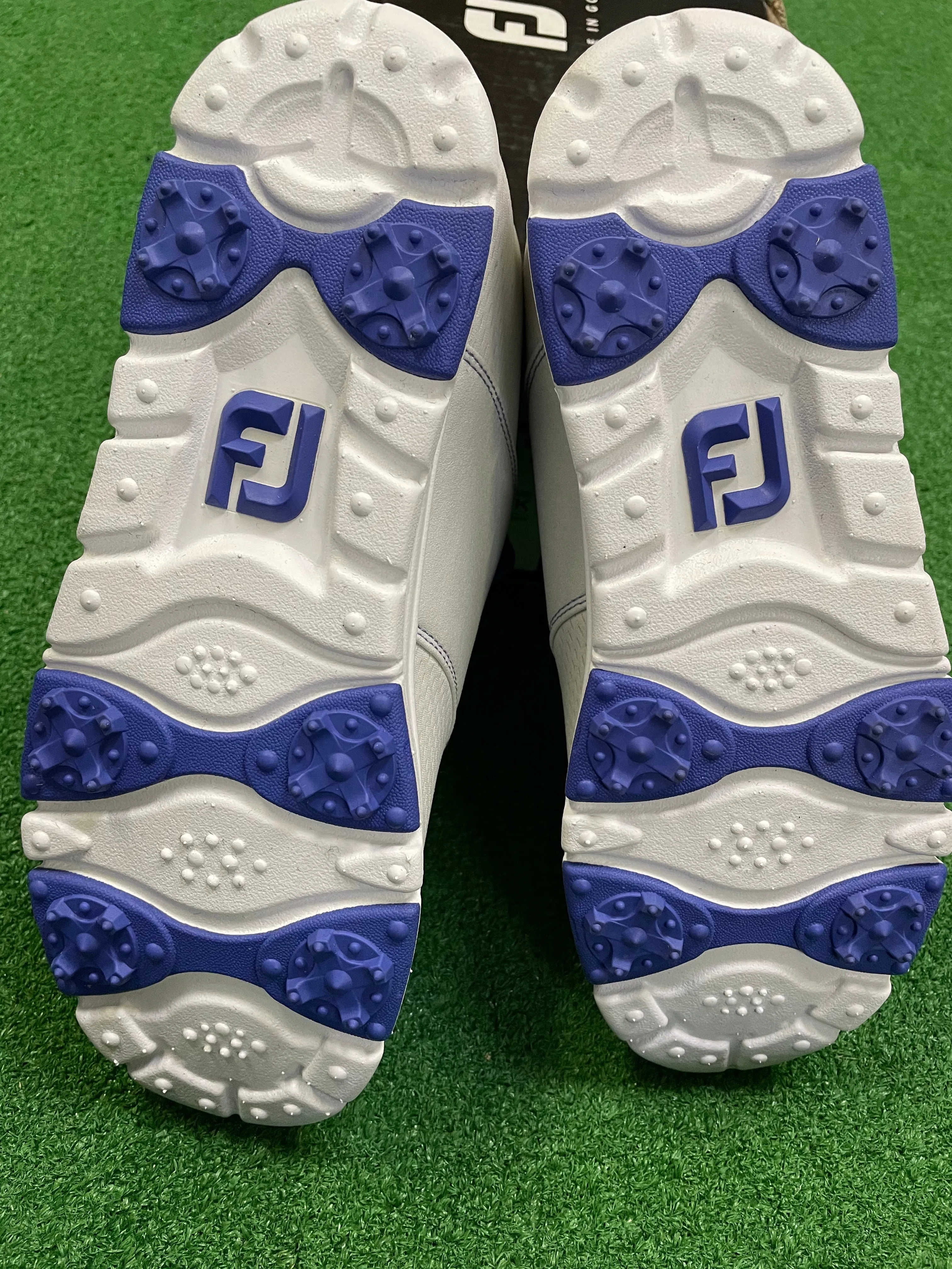 EX Shop Display Footjoy Ladies enJoy Golf Shoes 95708K / Light Grey / Size UK 7 W