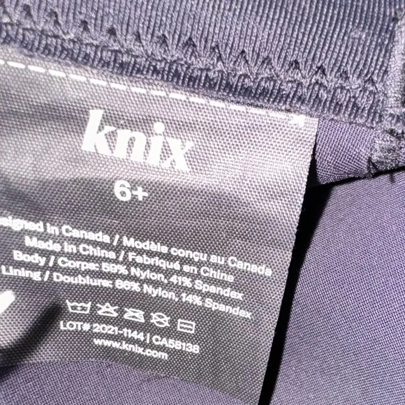 KNIX Catalyst Sports Bra