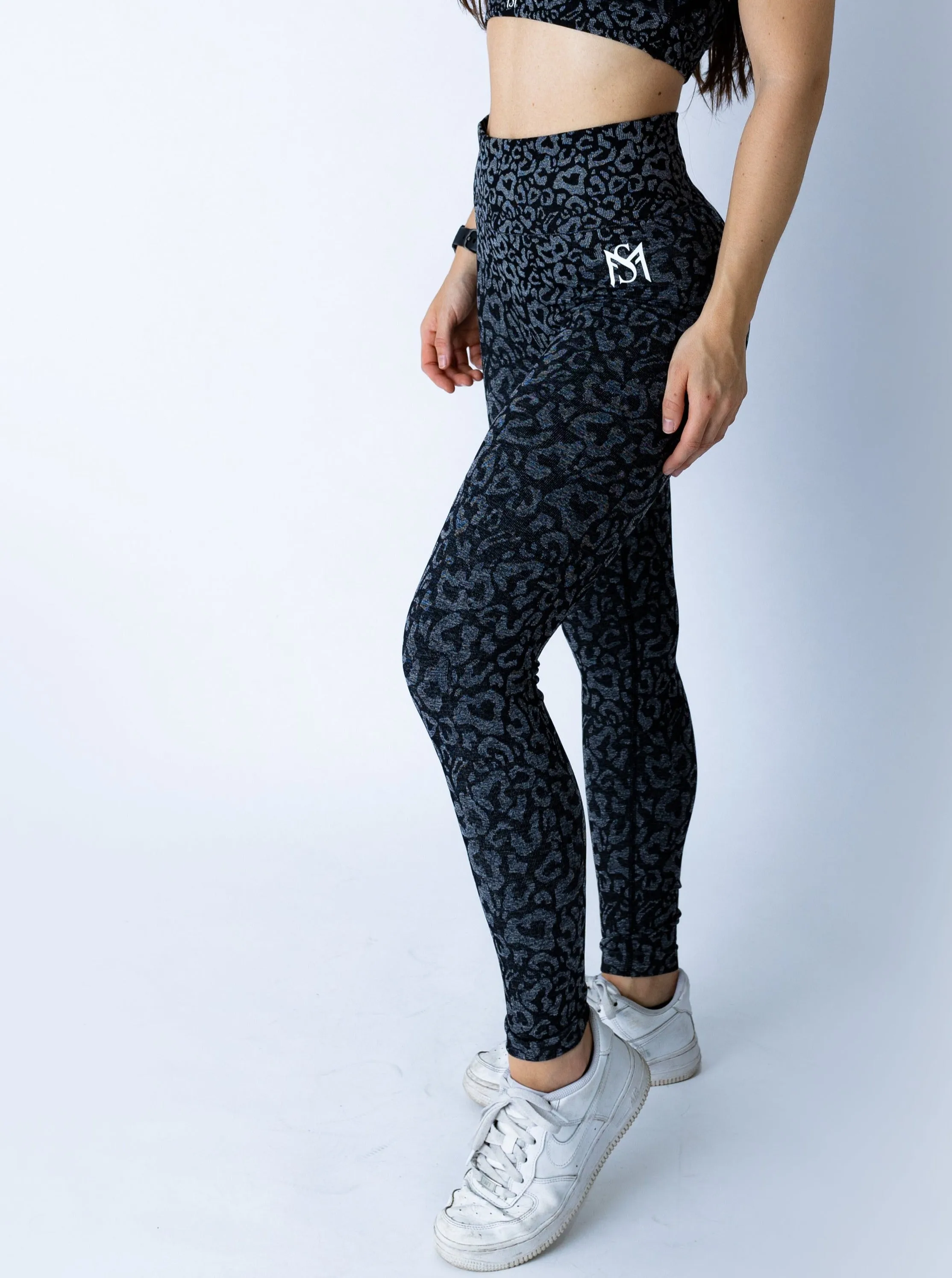 Leopard Collection Black Set