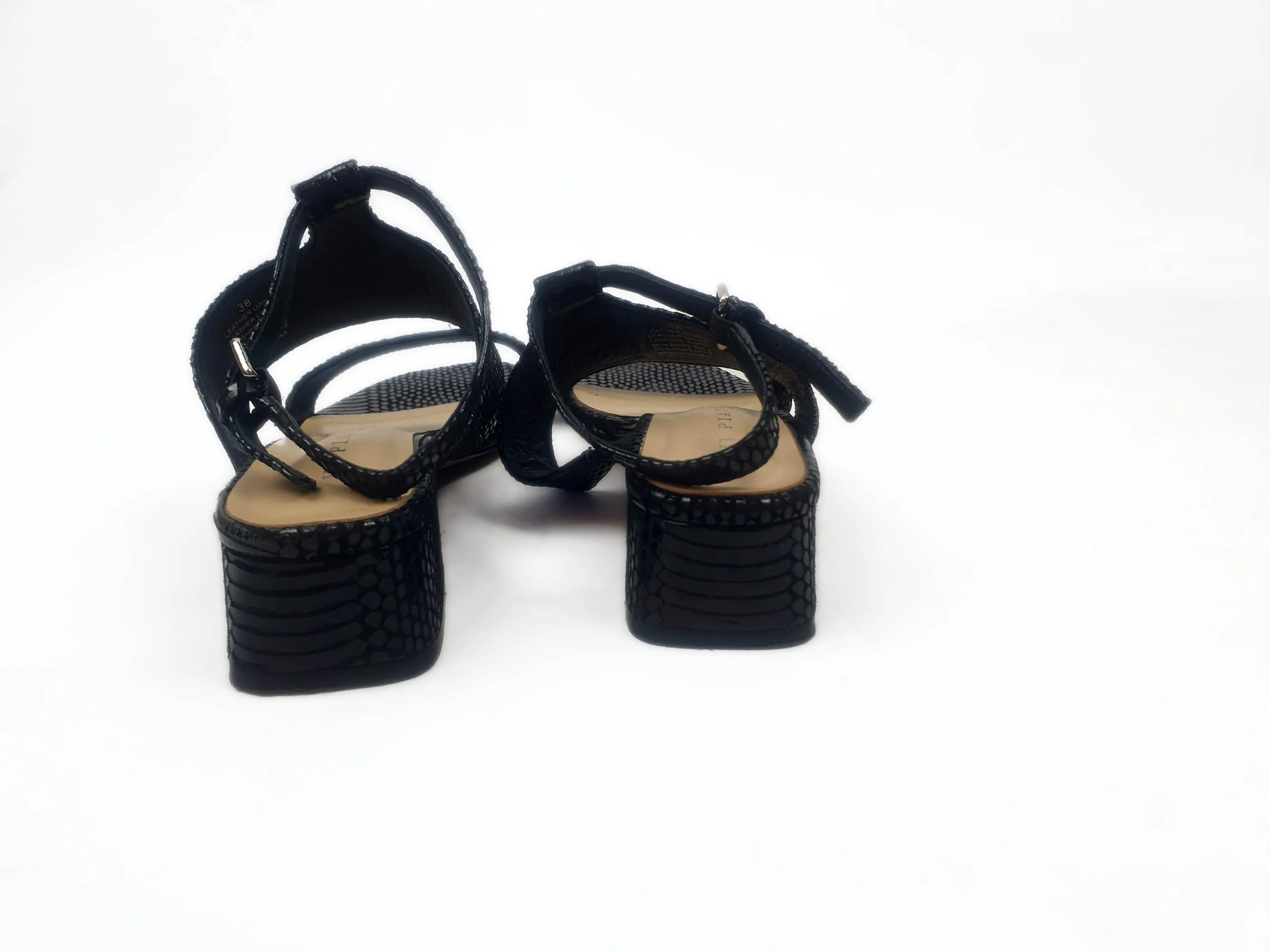 Mi Piaci black leather shoes size 38
