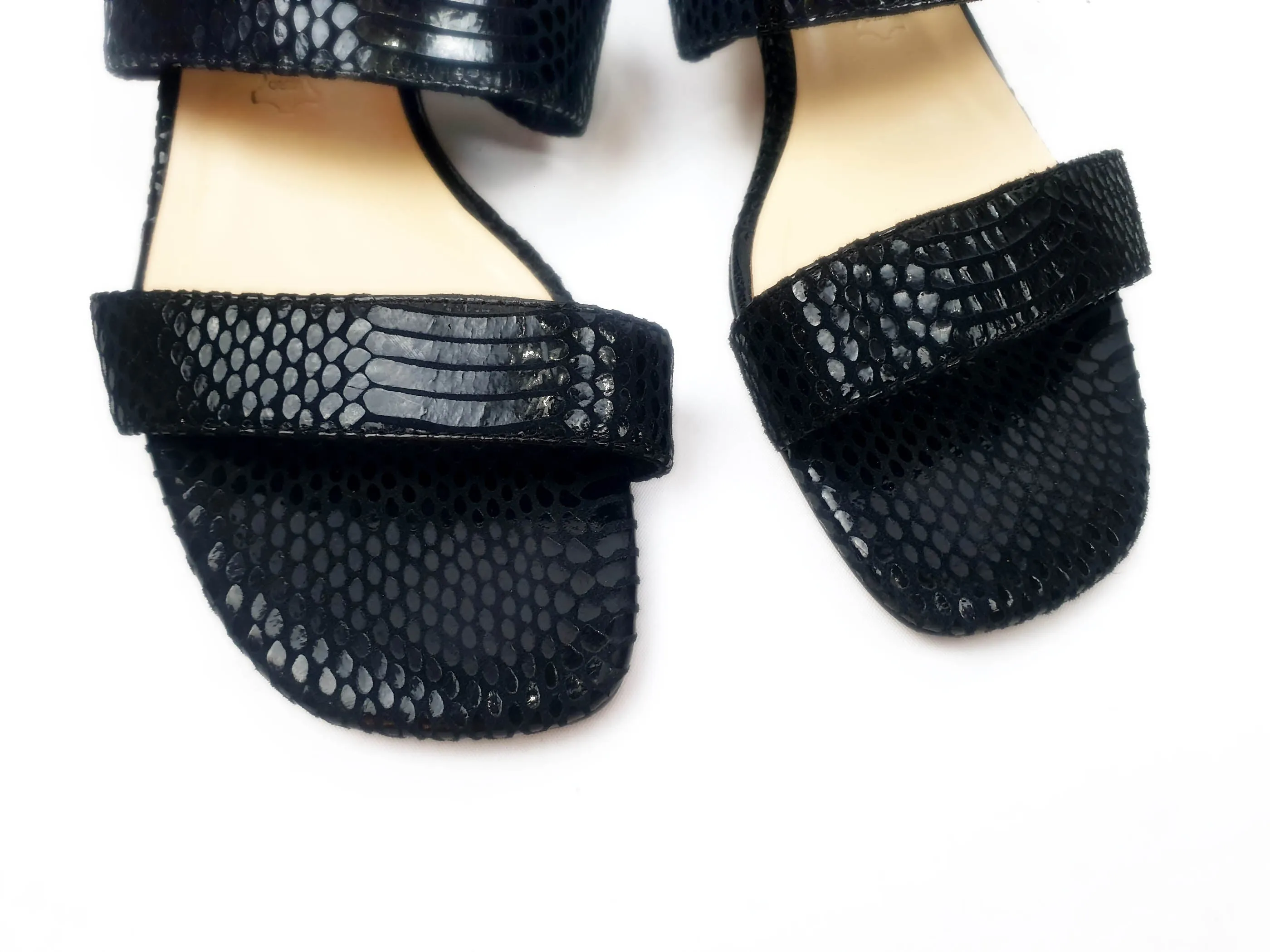 Mi Piaci black leather shoes size 38