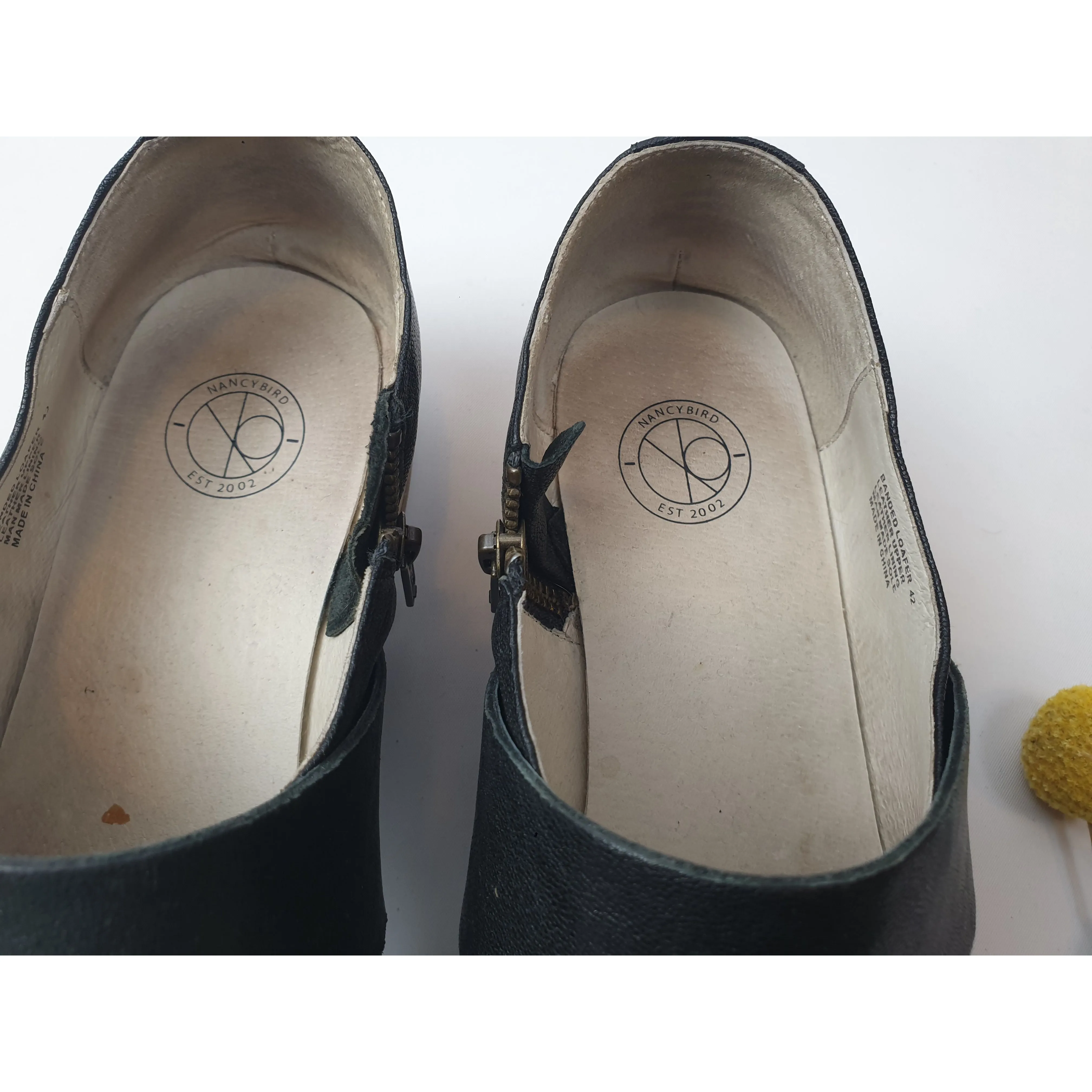 Nancybird black leather shoes with unique and subtle horizontal leather detail size 42