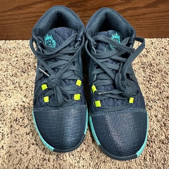 Nike LeBron witness 8 basketball shoes