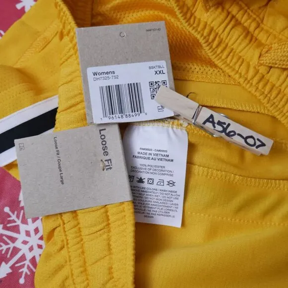 Nike Women's Fly Crossover Basketball Shorts Size XXL 2XL Loose Fit Yellow NWT