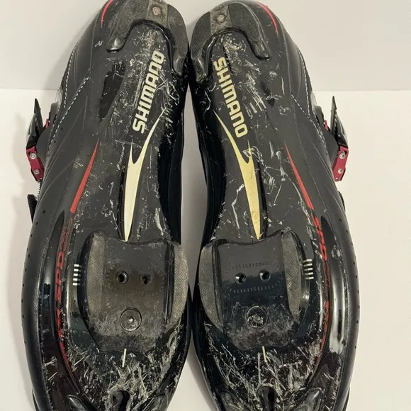 Shimano SH-R106L RD/Cycling Shoe Men’s Size 44 US 9.5 Black/Red/Gray - No Cleats