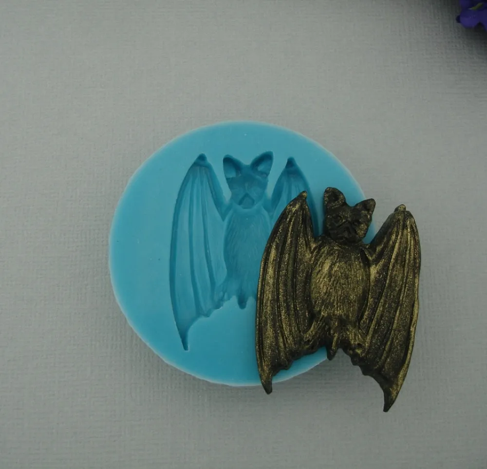 Silicon Mold Bat Jewelry Making Resin Polymer Clay.