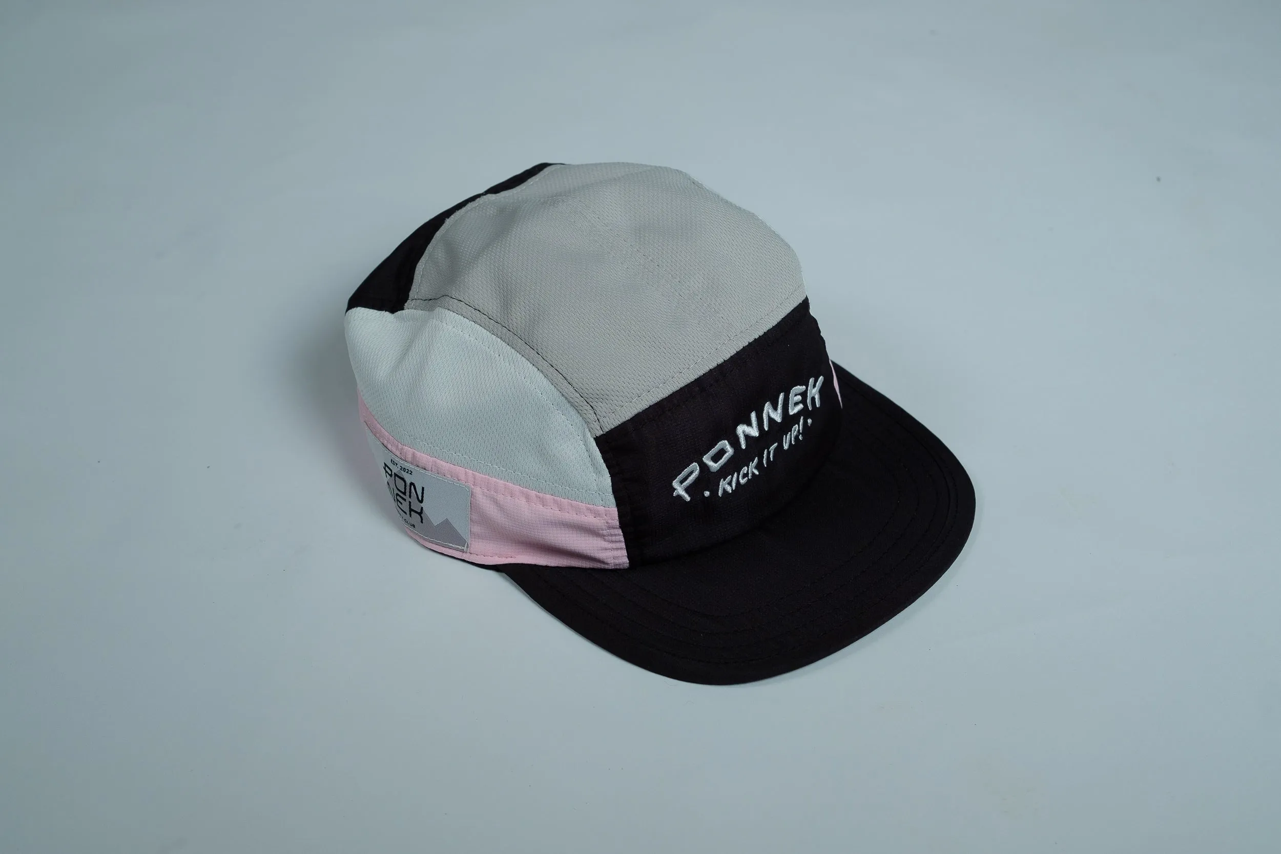 ‘TRAILSEEKER’ CAP