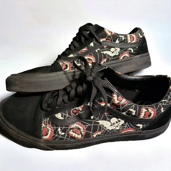 Vans Old Skool Glow Frights Sneakers Size 11.5