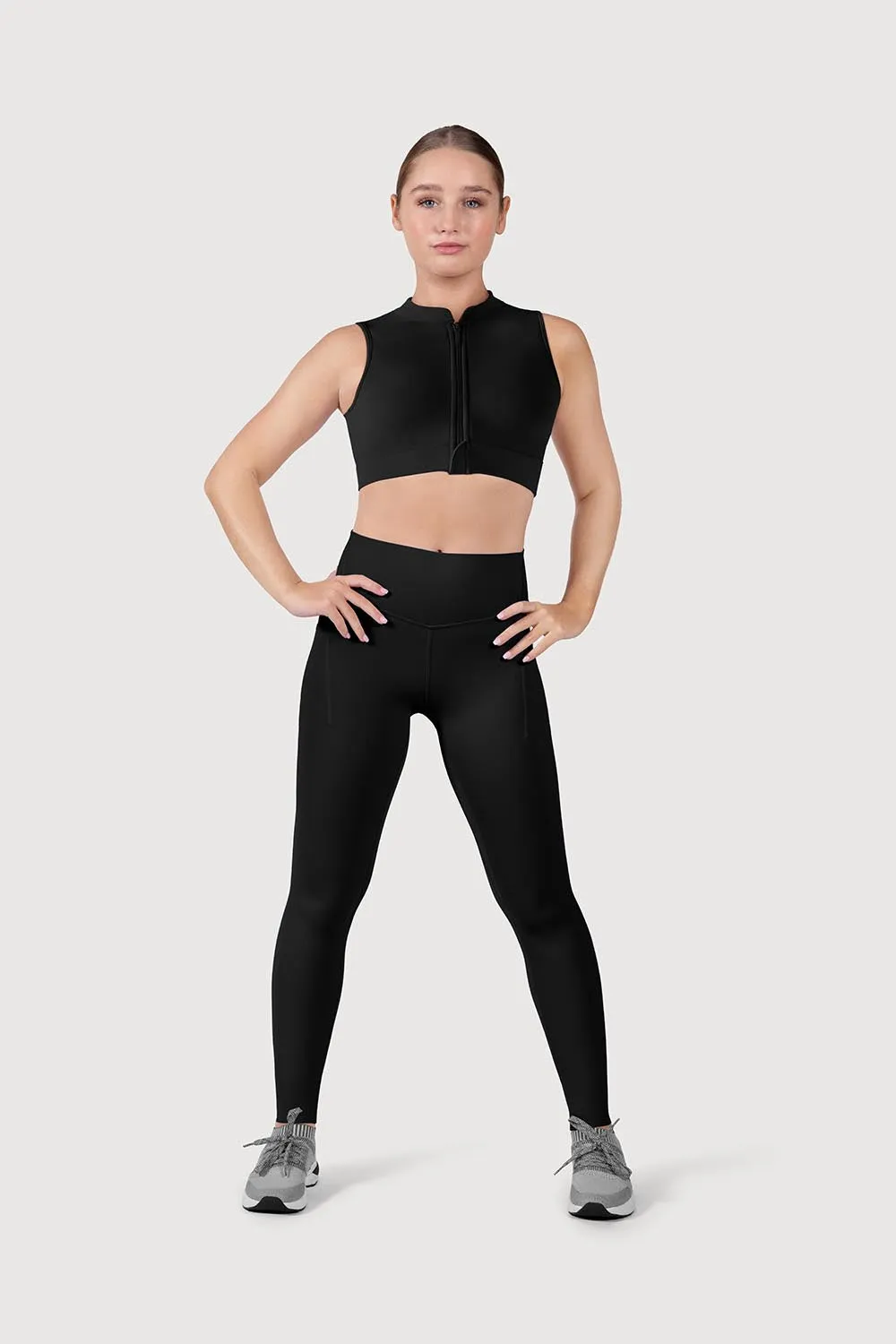 Z5579Y - BLOCHeverhold™ Keyhole Crop